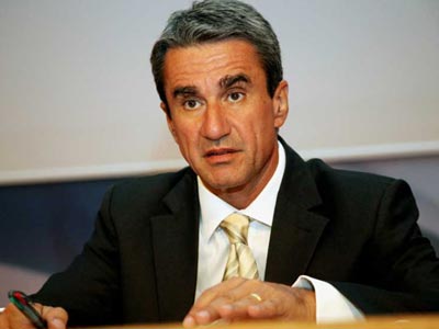 Τον Απρίλιο το νέο κόμμα του Λοβέρδου