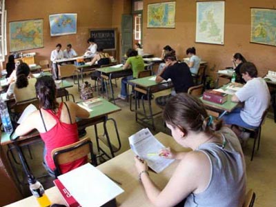 «Να αναβληθούν οι αλλαγές στο Λύκειο»