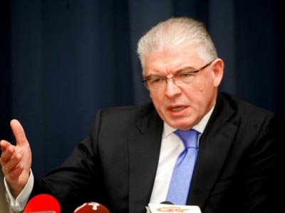 Δεσμεύτηκε για την πληρωμή των εφημεριών ο Λυκουρέντζος