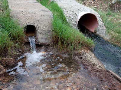 Κίνδυνος ποινής για τα αστικά λύματα