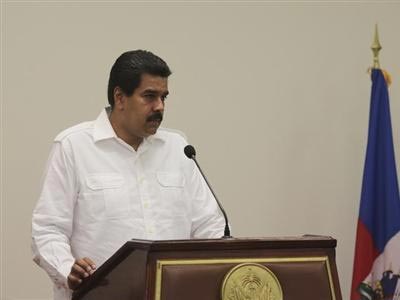 Ο Μαδούρο προσφέρει άσυλο στον Σνόουντεν