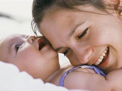 Η δουλειά επηρεάζει τη μητρότητα