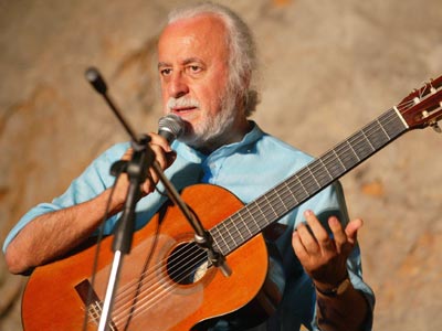 Νότης Μαυρουδής: «Με το φως της νύχτας…»