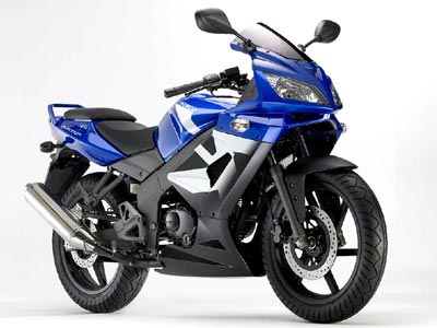 Έκανε βόλτες με κλεμμένη μηχανή