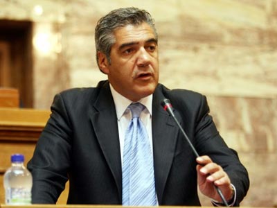 Κόντρα Μουσουρούλη – Παναγούλη στη Βουλή