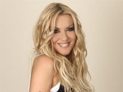 «Οι μεγάλοι έρωτες δεν φοράνε νυφικό»