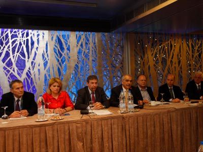 H «Nέα Μέρα» και οι δυσκολίες της