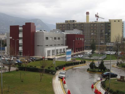 «Βρείτε κρεβάτι, αλλιώς θα καλέσουμε τη Χρυσή Αυγή»