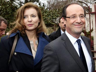 Χριστούγεννα με την πεθερά έκανε ο Ολάντ