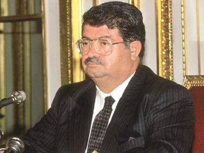 Νέα στοιχεία για τον θάνατο του Τουργκούτ Οζάλ