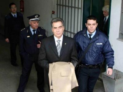 Σε κελί μη καπνιστών ζήτησε να μεταφερθεί ο Παπαγεωργόπουλος
