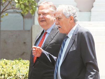 Κατατέθηκε η πρόταση νόμου ΠΑΣΟΚ – ΔΗΜΑΡ