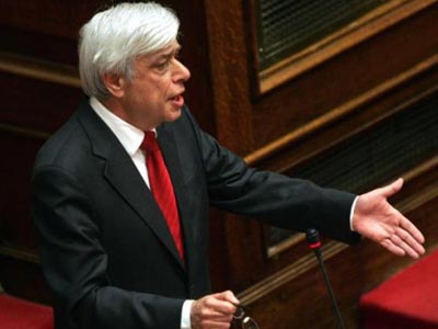 Άγρια κόντρα Παυλόπουλου – Κασιδιάρη στη Βουλή Άγρια κόντρα Παυλόπουλου – Κασιδιάρη στη Βουλή