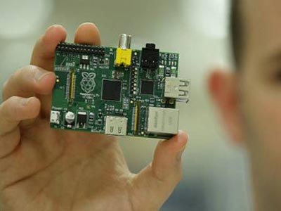 Το μικρότερο και φθηνότερο κομπιούτερ στον κόσμο: Raspberry Pi