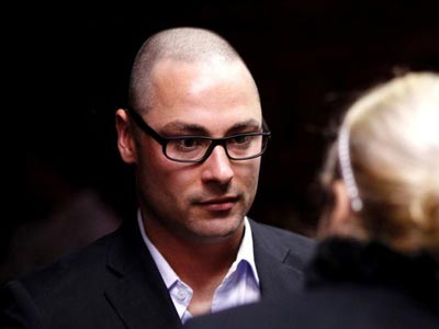 Ενώπιον της Δικαιοσύνης και ο αδελφός του Πιστόριους