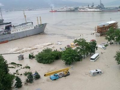 Τουλάχιστον επτά νεκροί από πλημμύρες στη Ρωσία