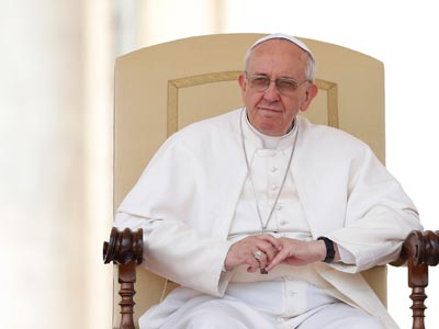 Ο Πάπας καλεί μέσω Twitter για προσευχή