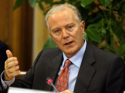 «Η αναποφασιστικότητα βλάπτει»