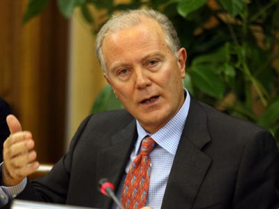 Προβόπουλος: «Αυθαίρετα τα συμπεράσματα του Reuters»