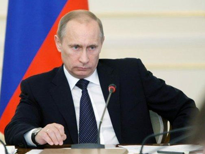 Ο Πούτιν για την παραίτηση Άναν