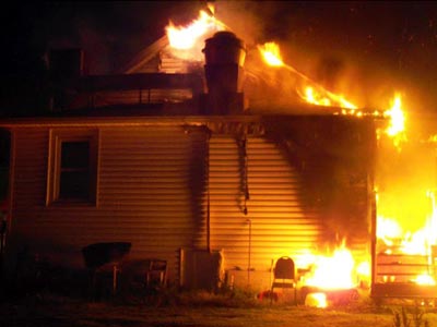 Μαίνεται η πυρκαγιά στην Ουάσινγκτον