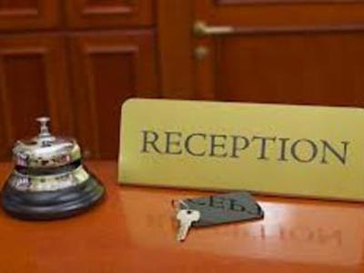 Ανασφάλιστος 1 στους 3 εργαζόμενους σε τουριστικές επιχειρήσεις