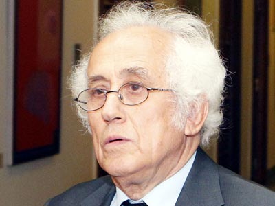 Ο Ρουπακιώτης για τη χρήση της κουκούλας και τη Χρυσή Αυγή