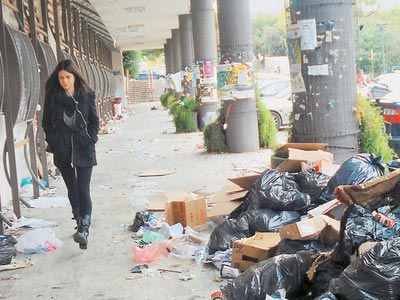 Παραμένει το πρόβλημα με τα σκουπίδια στο ΑΠΘ