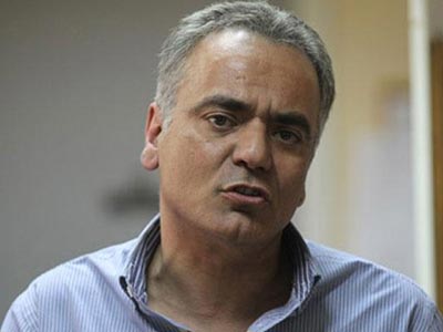 Απάντηση Σκουρλέτη στον Βενιζέλο