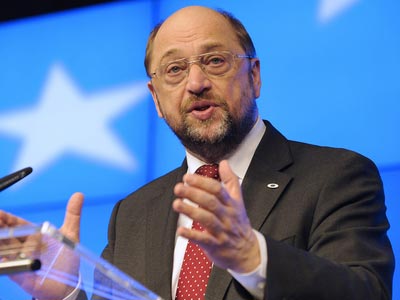 Χαλάρωση της λιτότητας ζητεί ο Σουλτς