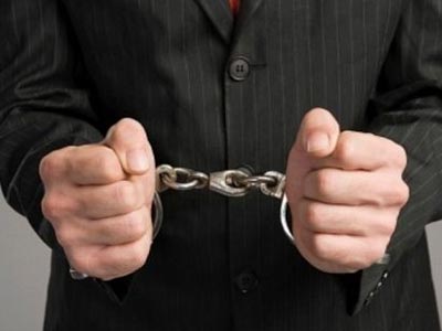 Σύλληψη επιχειρηματία για χρέη στο δημόσιο