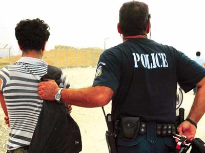 Προσπάθησε να ταξιδέψει με πλαστά έγγραφα