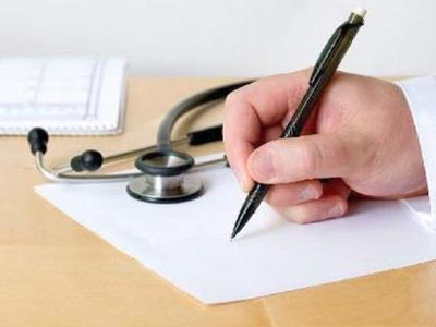 Για παράνομες συνταγογραφήσεις κατηγορείται γιατρός στον Πύργο