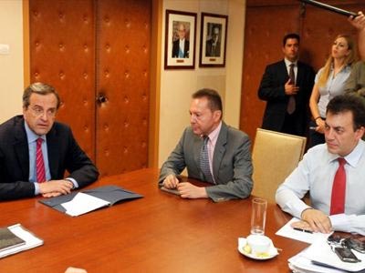 Σε εξέλιξη η σύσκεψη στο Μαξίμου