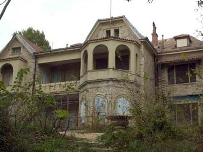 Πειραματικό μελισσοκομείο στο κτήμα Τατοΐου