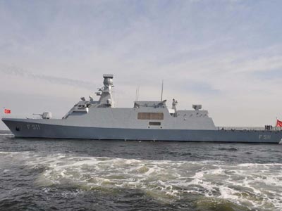 «Κρουαζιέρα» τουρκικής κορβέτας σε Άνδρο, Τζια και Κύθνο