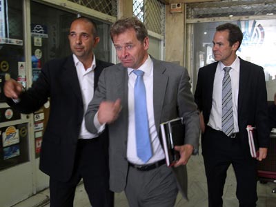 Εφ’όλης της ύλης συνάντηση με την τρόικα