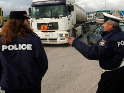 Μέτρα της Τροχαίας για την επιστροφή των εκδρομέων