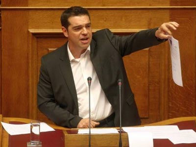 Ερώτηση Τσίπρα για κατώτατο μισθό, απολύσεις και πετρέλαιο θέρμανσης