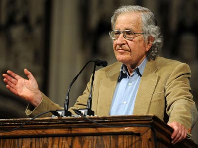 Στο πλευρό της Ελλάδας ο Τσόμσκι