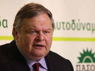 Βενιζέλος: «Είμαστε υπέρ μιας κυβέρνησης με ορίζοντα τετραετίας»