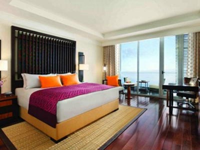 Πέφτουν οι τιμές στα ξενοδοχεία