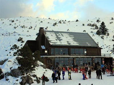 Ανοίγει σήμερα το χιονοδρομικό κέντρο Μαινάλου