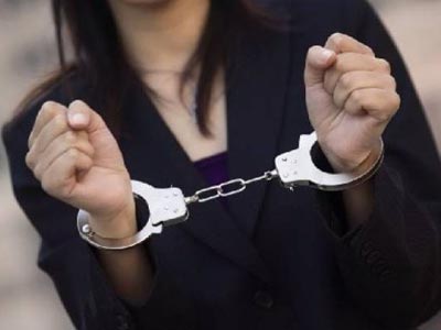 Στον εισαγγελέα υπάλληλος και μεταφράστρια του Υπουργείου Εξωτερικών