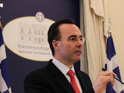 «Εξετάζουμε με προσοχή το θέμα των παρακολουθήσεων»