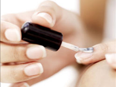 Μανικιούρ κατ’ οίκον