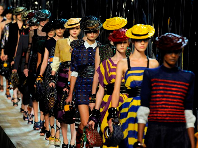 NYFW: Το fashion week του Μεγάλου Μήλου ξεκινάει επεισοδιακά