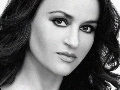 Καρυοφυλλιά Καραμπέτη: Γιατί δεν θέλει να κάνει παιδιά; Καρυοφυλλιά Καραμπέτη: Γιατί δεν θέλει να κάνει παιδιά;