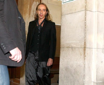 Ένοχος ο John Galliano