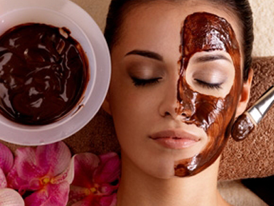 Μάσκα ενυδάτωσης με αυγό και κουβερτούρα